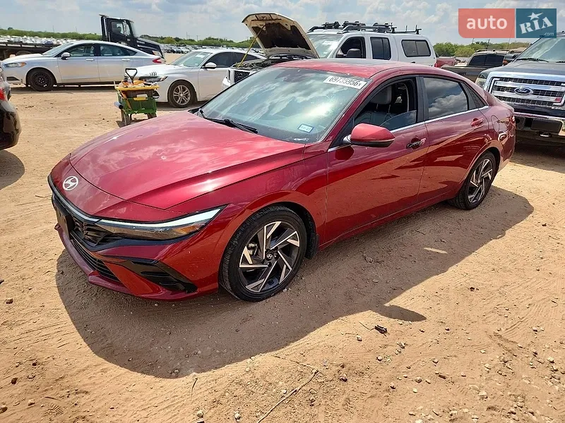 Hyundai Elantra 2024