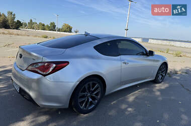 Hyundai Genesis Coupe  2013