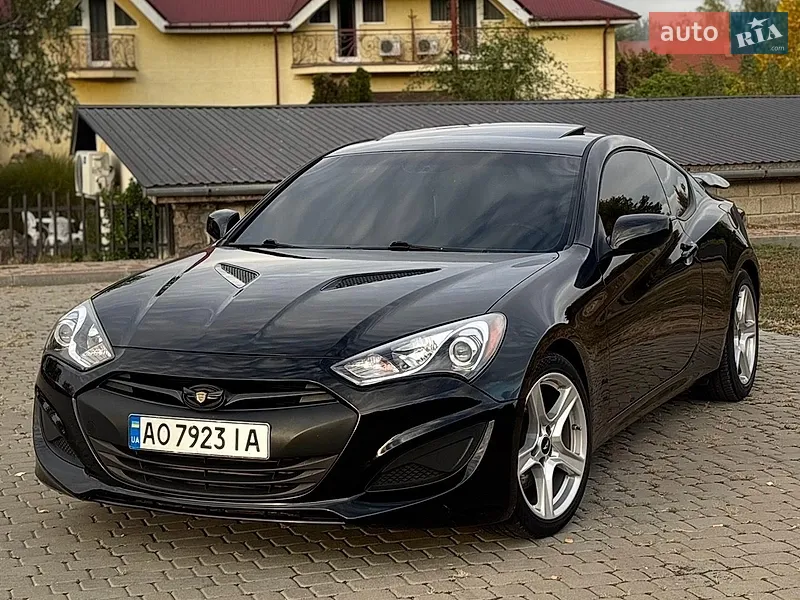 Hyundai Genesis Coupe 2012