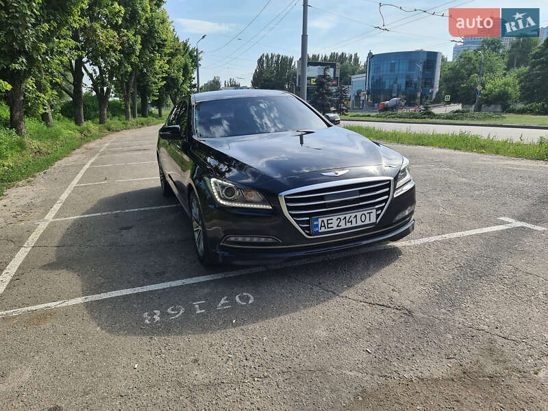 Hyundai Genesis