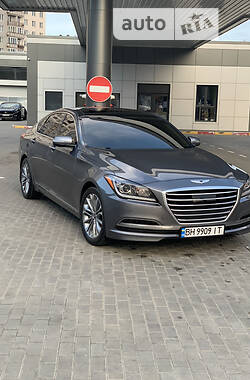 Hyundai Genesis  2015