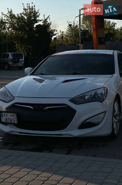 Hyundai Genesis  2013