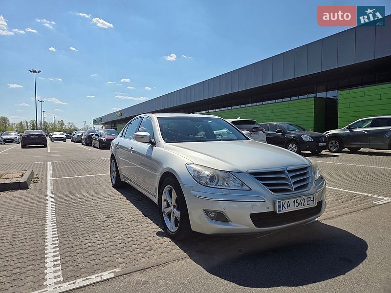 Hyundai Genesis