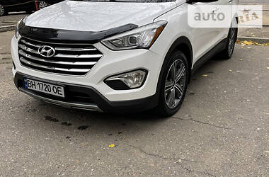 Hyundai Grand Santa Fe  2014