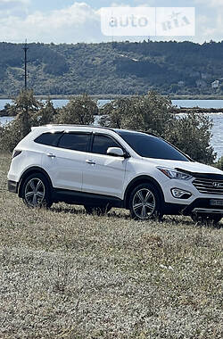 Hyundai Grand Santa Fe  2014