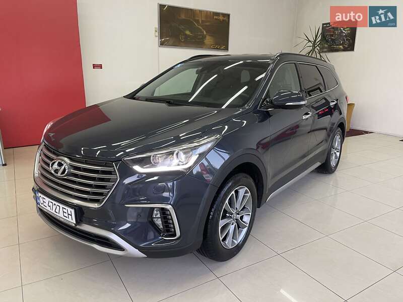 Hyundai Grand Santa Fe 2018 року в Чернівцях