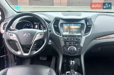 Hyundai Grand Santa Fe  2016