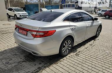 Hyundai Grandeur SEL 2012