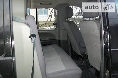 Hyundai H-1  2005