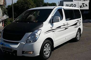 Hyundai H-1 Grand Starex  2012