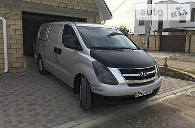 Hyundai H-1  2008