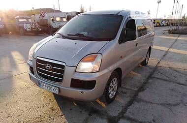 Hyundai H-1  2007