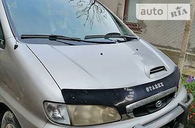 Hyundai H-1  2003