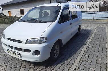 Hyundai H-1  1999