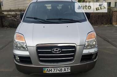 Hyundai H-1  2006