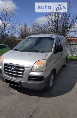 Hyundai H-1  2006