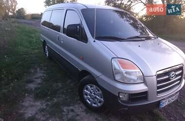 Hyundai H-1  2006