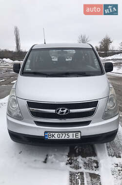 Hyundai H-1  2008