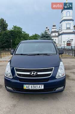 Hyundai H-1  2008