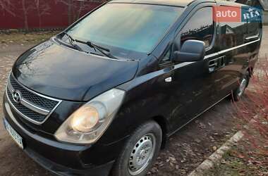 Hyundai H-1  2008
