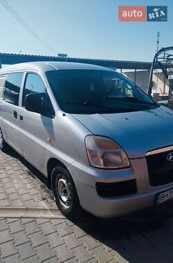 Hyundai H-1  2007