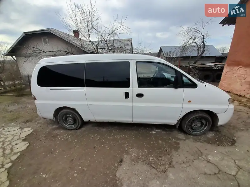 Hyundai H-1