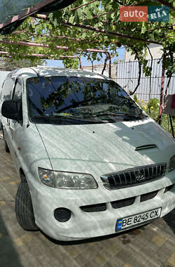 Hyundai H-1  2007