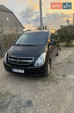 Hyundai H-1  2008