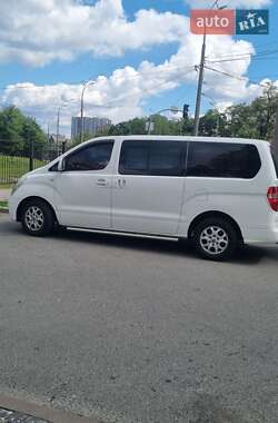 Hyundai H-1  2008