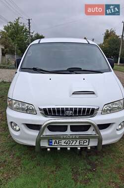 Hyundai H-1  2006