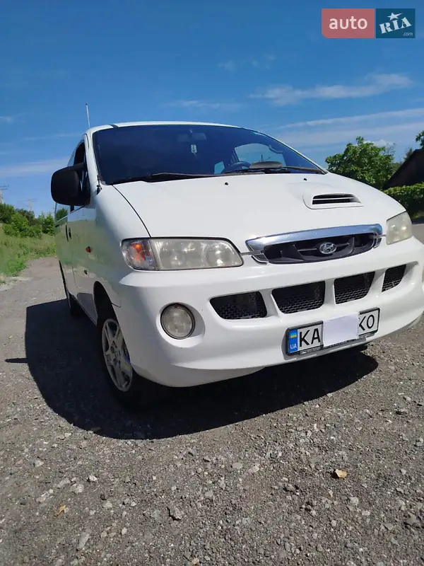 Hyundai H-1