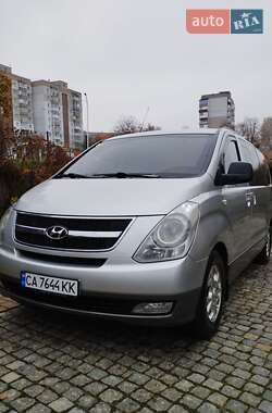 Hyundai H-1  2008