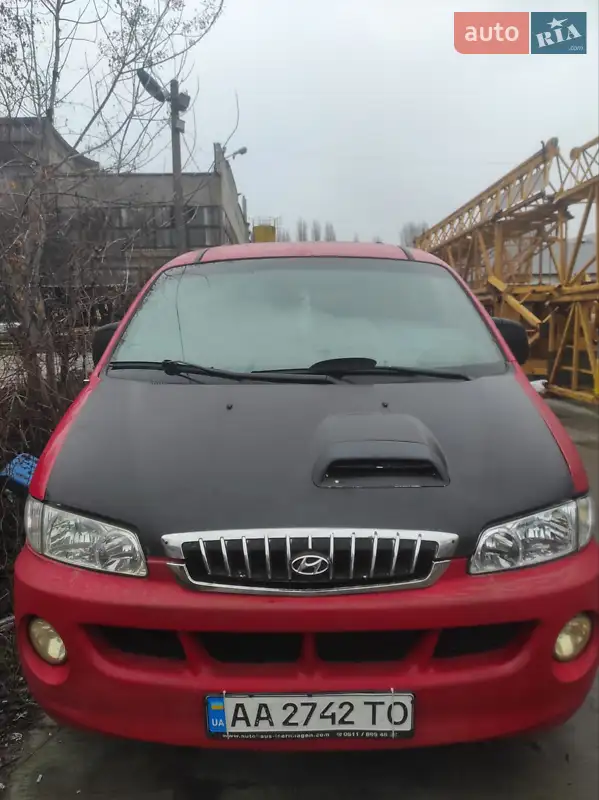 Hyundai H-1