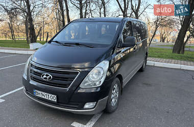 Hyundai H-1 2013