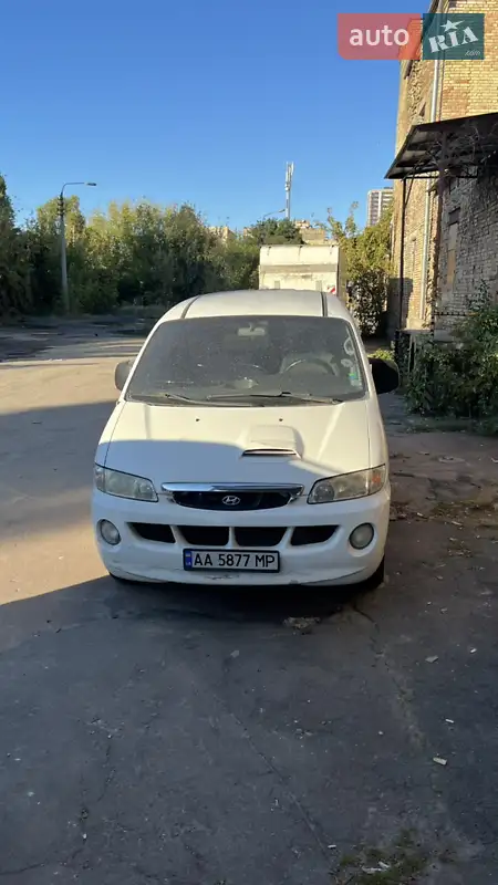 Hyundai H-1