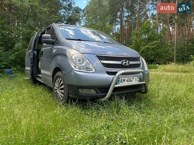 Hyundai H-1