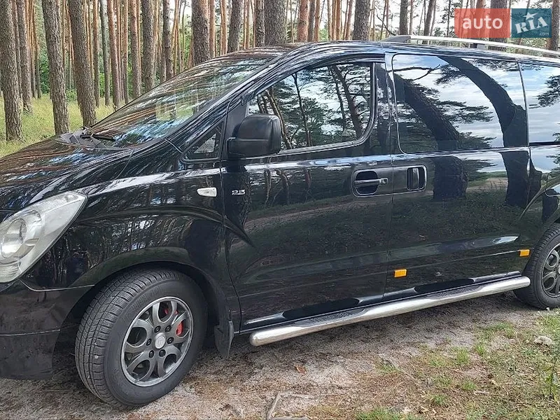 Hyundai H-1 2011