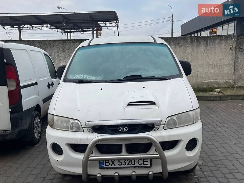 Hyundai H-1