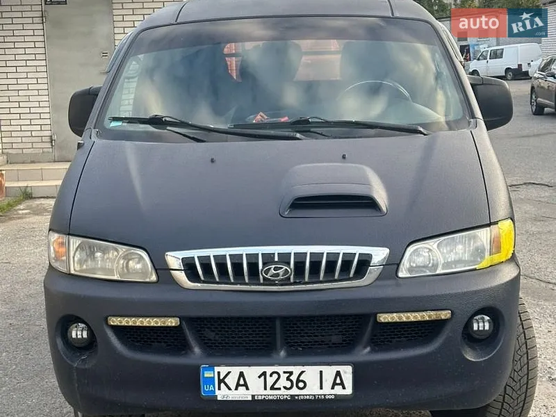 Hyundai H-1
