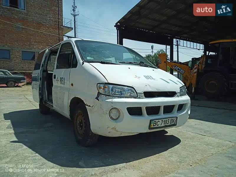 Hyundai H 200