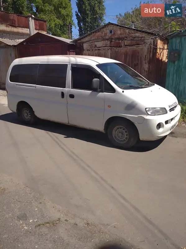 Hyundai H 200