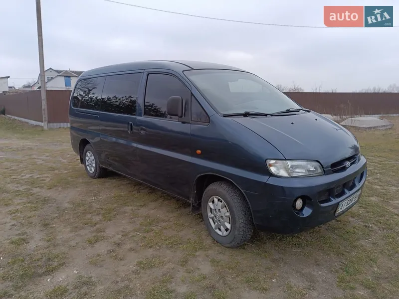 Hyundai H 200 2000