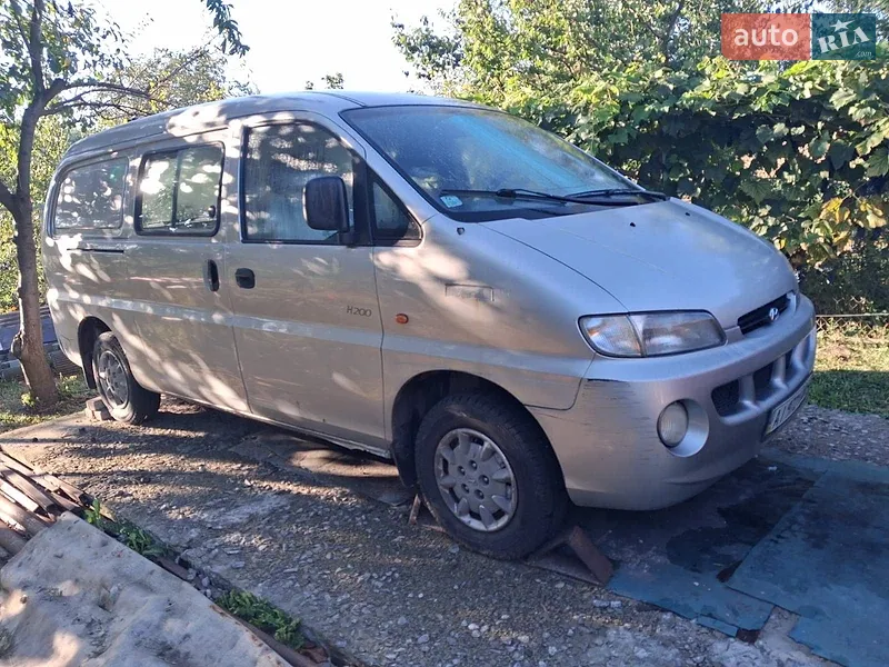 Hyundai H 200 1998