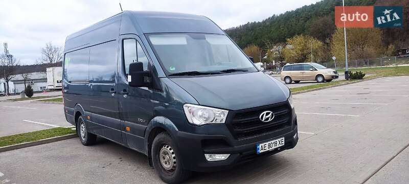 Hyundai H 350