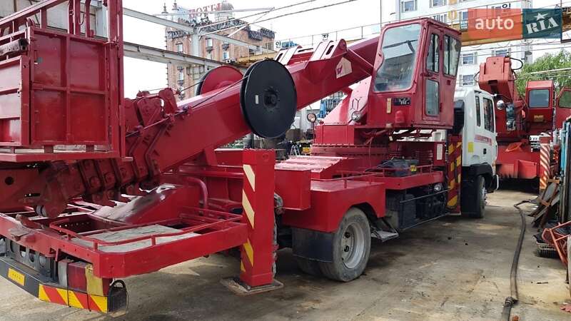 Спецтехніка Hyundai HD 120