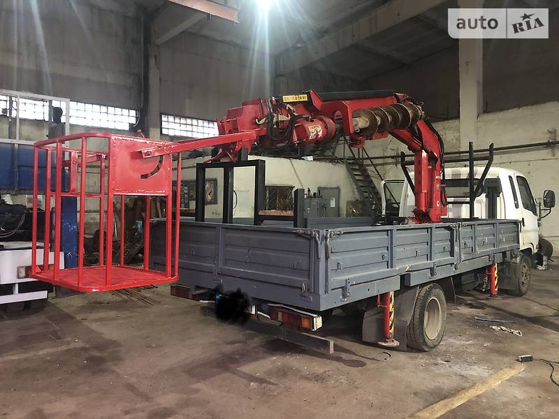 Спецтехніка Hyundai HD 65