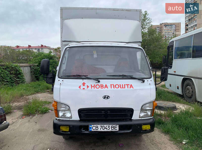 Hyundai HD 65