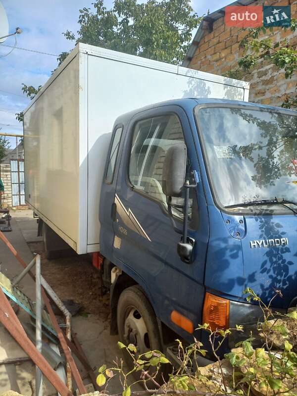 Hyundai HD 65