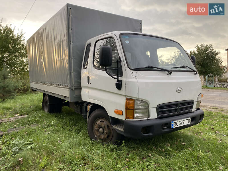 Hyundai HD 72