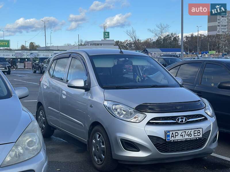 Hyundai i10